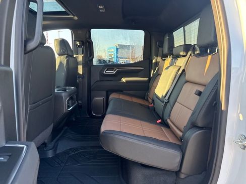 New 2026 Chevrolet Silverado 1500 High Country w/ High Country Premium Package AWD/4WD image 14