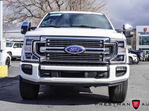 Used 2022 Ford F350 Platinum w/ FX4 Off-Road Package image 18