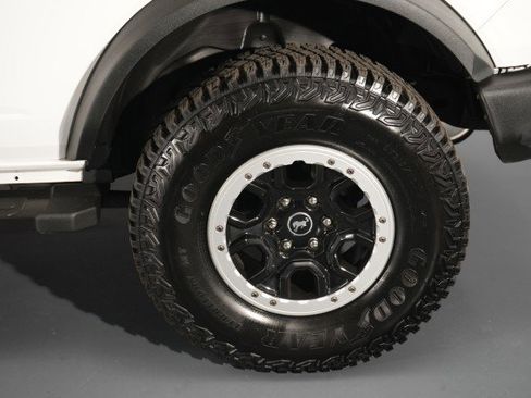 Used 2023 Ford Bronco Outer Banks w/ Sasquatch Package AWD/4WD image 50