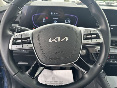 Used 2025 Kia Telluride S AWD/4WD image 18
