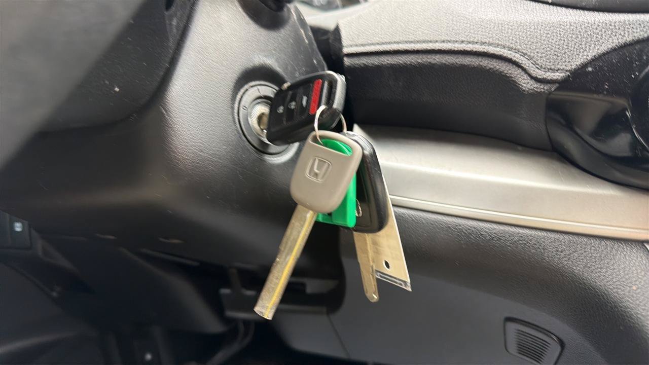 Used 2016 Honda CR-V LX image 25
