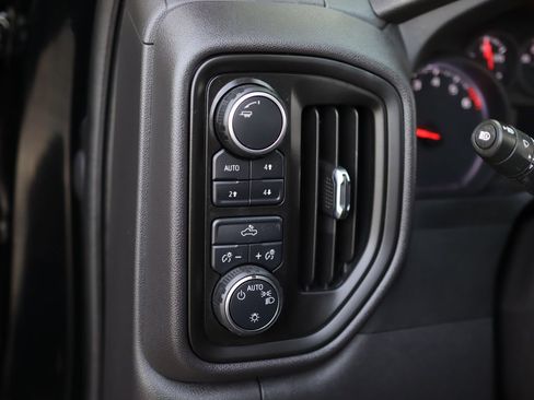 Used 2023 Chevrolet Silverado 1500 Custom Trail Boss w/ Midnight Edition AWD/4WD image 10