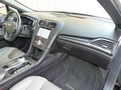 Used 2017 Ford Fusion Sport w/ Equipment Group 401A AWD/4WD image 33