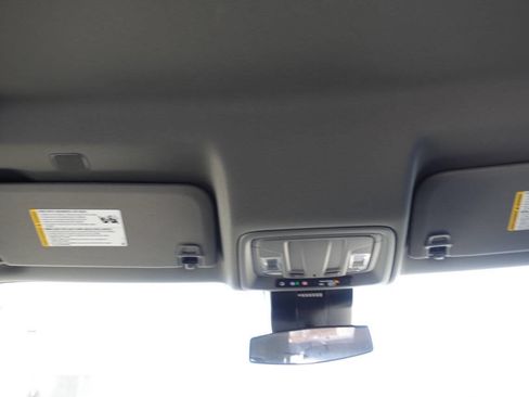 Used 2024 GMC Sierra 1500 Pro w/ Graphite Edition image 39