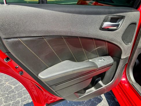 Used 2017 Dodge Charger R/T RWD image 30