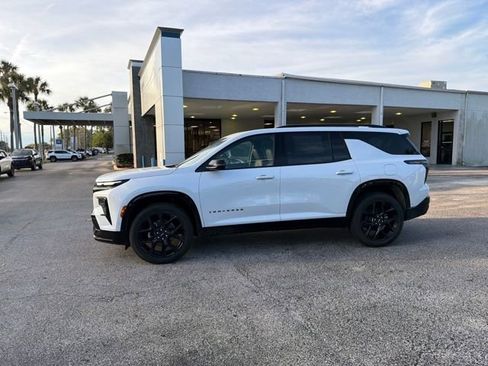 New 2026 Chevrolet Traverse RS image 4