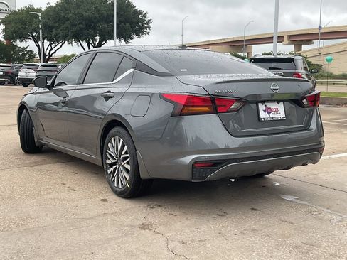 New 2026 Nissan Altima 2.5 SV FWD image 7