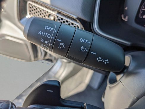 Used 2022 Honda Civic Touring image 35