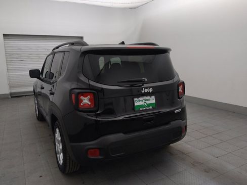 Used 2020 Jeep Renegade Latitude FWD image 5