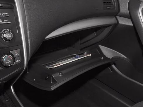 Used 2014 Nissan Altima 2.5 SV FWD image 19