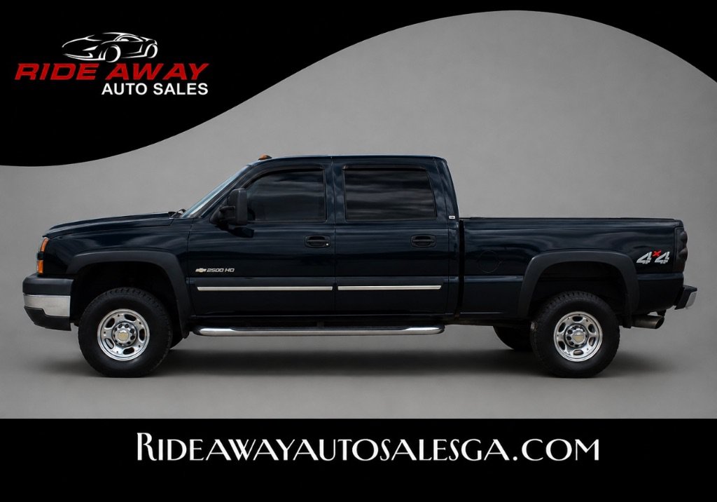 Used 2005 Chevrolet Silverado 2500 LT w/ Heavy-Duty Power Package AWD/4WD image 1