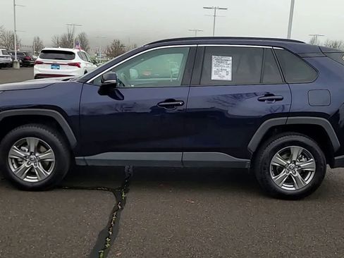 Used 2024 Toyota RAV4 XLE image 5