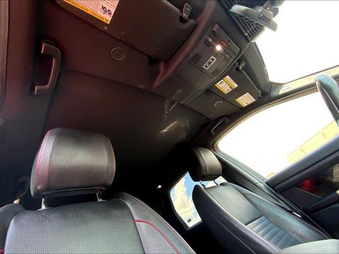 Used 2022 Land Rover Discovery Sport S R-Dynamic image 13