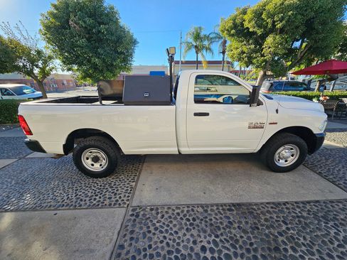 Used 2018 RAM 2500 Tradesman w/ Power & Remote Entry Group image 4