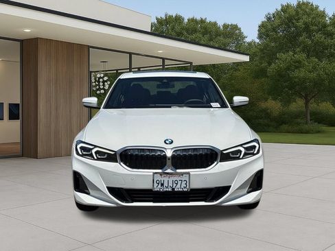 Used 2026 BMW 330i Sedan w/ Parking Assistance Package RWD image 4
