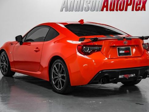 Used 2017 Toyota 86 860 Special Edition RWD image 11