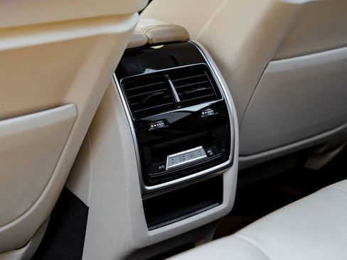 Used 2022 BMW X5 xDrive40i w/ M Sport Package image 50