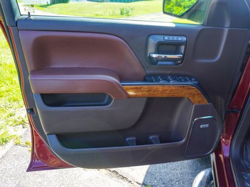 Used 2014 Chevrolet Silverado 1500 High Country AWD/4WD image 23
