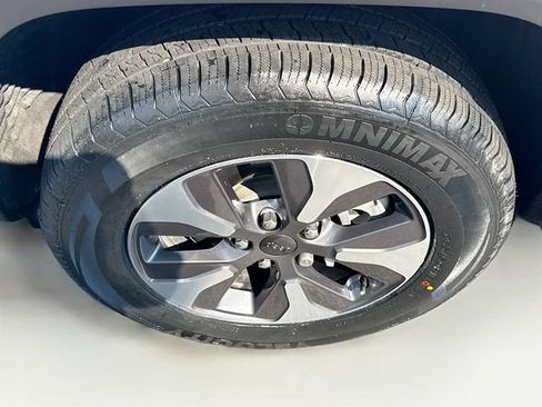 Used 2023 Jeep Grand Cherokee 4WD 4xe image 40