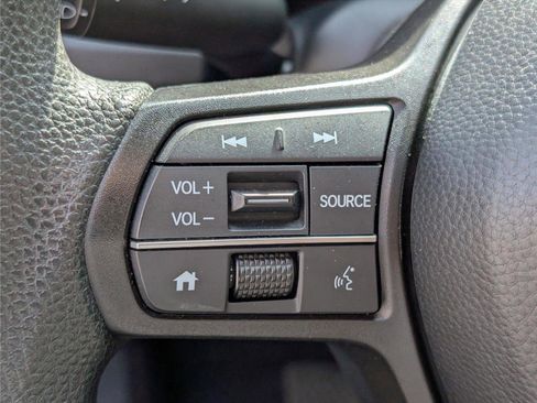 Used 2025 Honda CR-V EX image 21