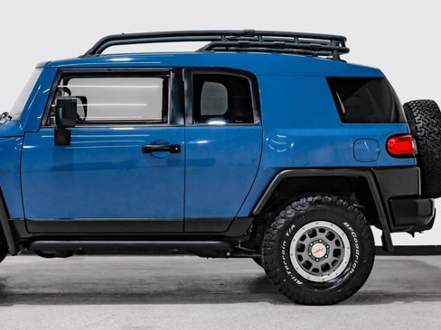 Used 2014 Toyota FJ Cruiser 4WD w/ Trail Teams Ultimate Edition image 15