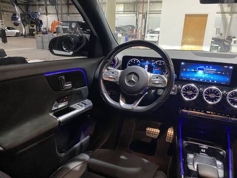 Used 2023 Mercedes-Benz GLA 250 image 3
