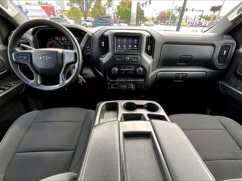 Used 2021 Chevrolet Silverado 1500 Custom Trail Boss AWD/4WD image 13