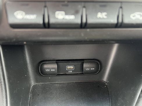 Used 2020 Kia Sportage LX image 14