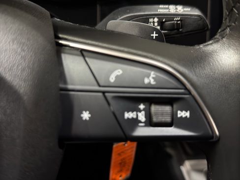 Used 2025 Audi Q3 2.0T Premium image 25