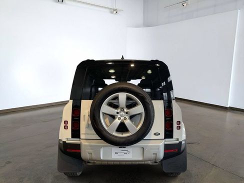 Used 2023 Land Rover Defender 110 S AWD/4WD image 5