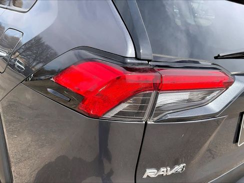 Used 2024 Toyota RAV4 XLE image 29