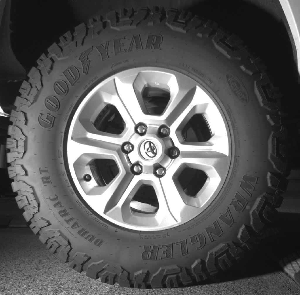 Used 2019 Toyota 4Runner SR5 AWD/4WD image 12