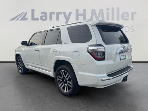 Used 2017 Toyota 4Runner Limited image 3