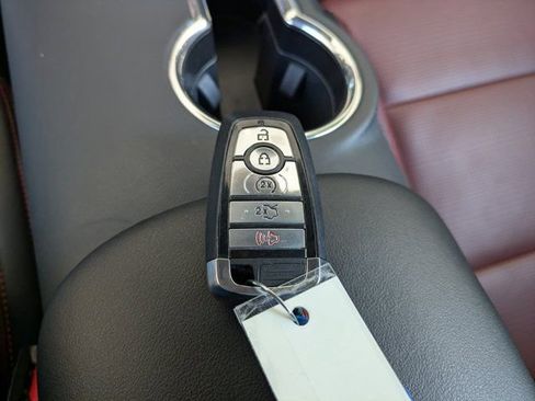 Used 2024 Ford Mustang GT Premium image 33