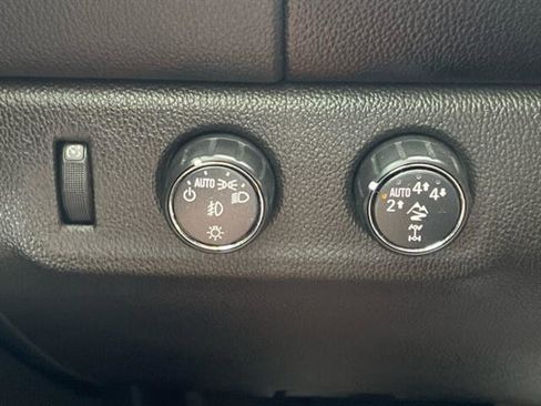 Used 2019 Chevrolet Colorado ZR2 w/ Colorado ZR2 Bison Edition image 16