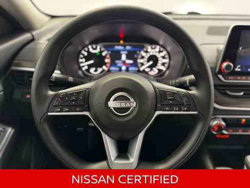 Certified 2025 Nissan Altima 2.5 SV FWD image 20