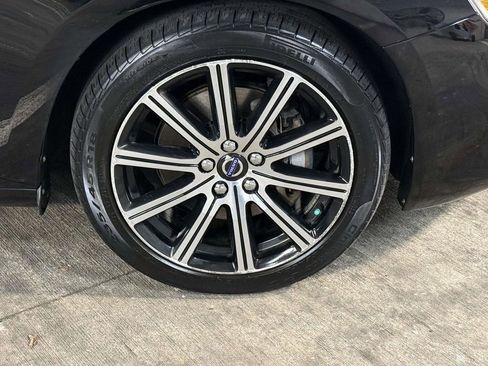 Used 2018 Volvo S60 T5 Inscription Platinum AWD/4WD image 13