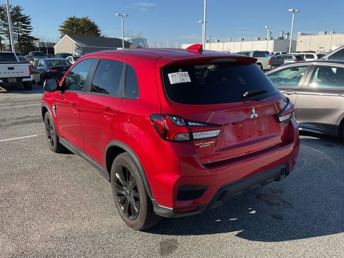 Used 2025 Mitsubishi Outlander Sport LE image 7