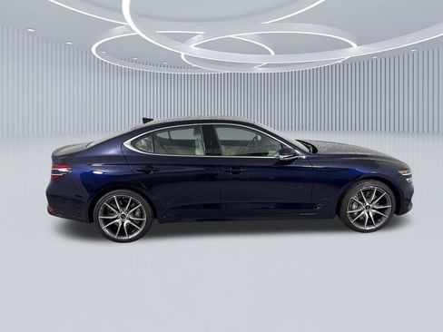 New 2026 Genesis G70 2.5T RWD image 2