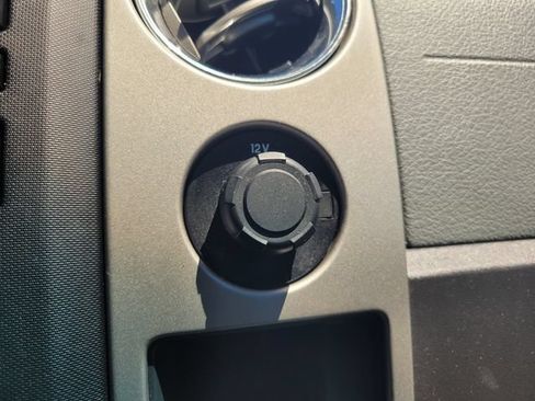 Used 2011 Ford F150 XLT w/ XLT Chrome Pkg RWD image 24
