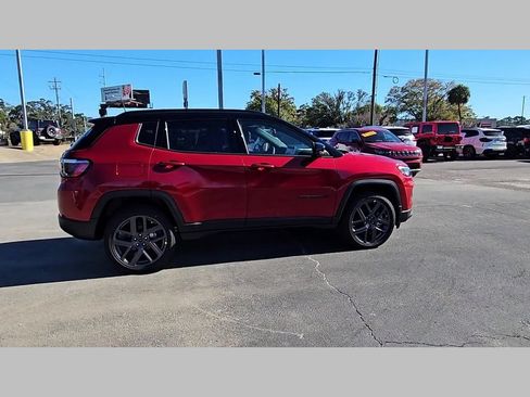 New 2026 Jeep Compass Limited w/ Sun, Sound & Navigation Group AWD/4WD image 35