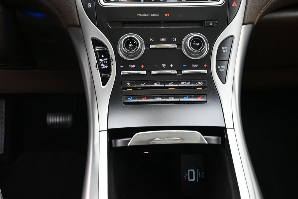 Used 2016 Lincoln MKX Reserve w/ Technology Package AWD/4WD image 18