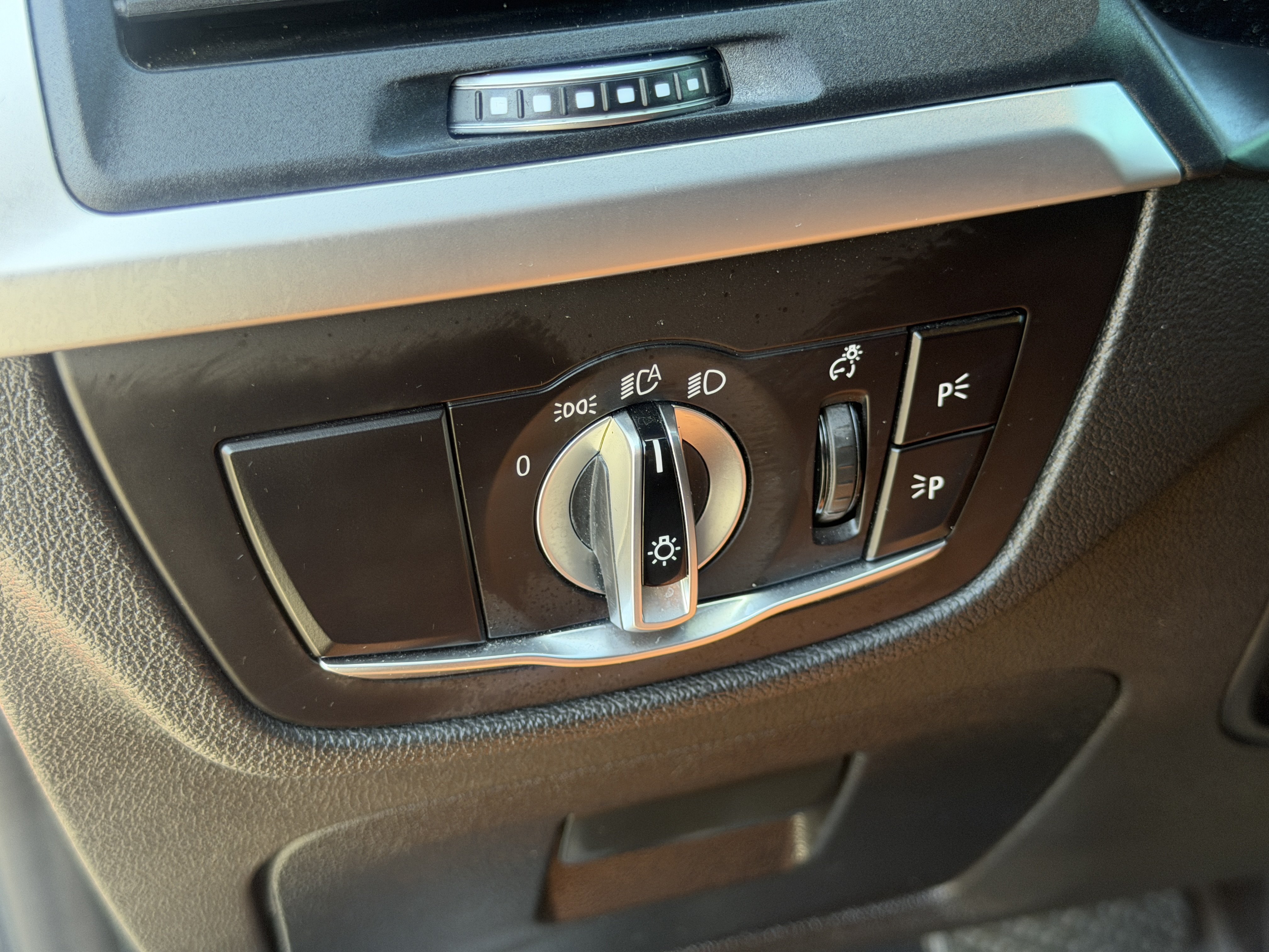 Used 2023 BMW X3 sDrive30i w/ Premium Package RWD image 28