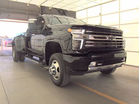 Used 2021 Chevrolet Silverado 3500 High Country image 1