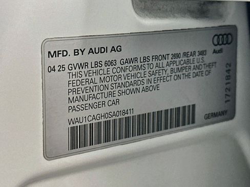 Used 2025 Audi A6 e-tron Premium RWD image 24