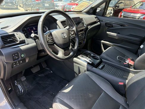 Used 2022 Honda Passport Elite image 13