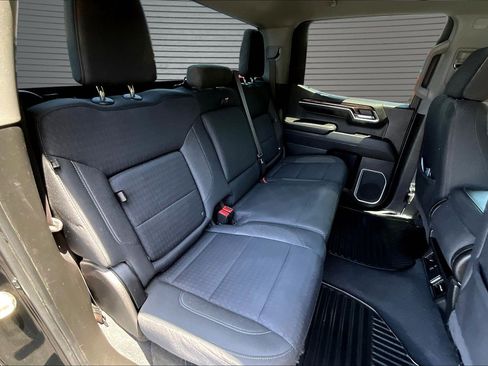 Used 2022 GMC Sierra 1500 Elevation AWD/4WD image 17