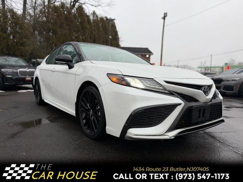 Used 2023 Toyota Camry XSE w/ Cold Weather Package image 6