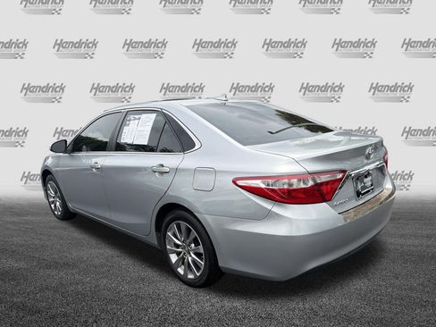Used 2017 Toyota Camry XLE w/ Moonroof Package FWD image 8