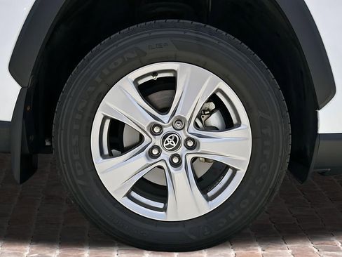 Used 2024 Toyota RAV4 XLE w/ Convenience Package FWD image 37